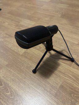 Predám počítač + 2X monitory + klavesnica + myš + joystick - 8