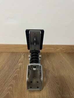 Rozpredám alebo predám Playseat trophy + príslušenstvo - 8
