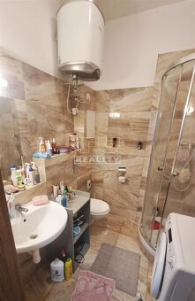2 izb.byt po komplet.rekonštrukcii s výťahom v širšom centre - 8