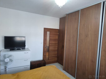 SENEC – NA PREDAJ moderný 2 izbový byt s loggiou bez investí - 8