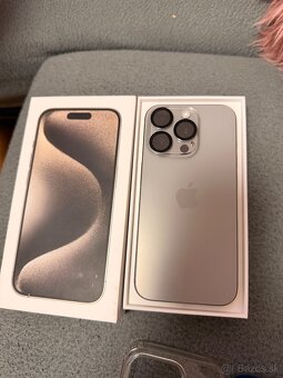 Predám iPhone 15 pro 128 gb - 8