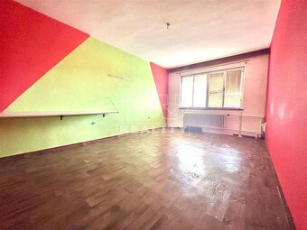 ZNÍŽENÁ CENA
Na predaj rodinný dom v obci Kovarce... - 8