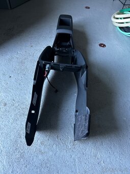 Predám zadné sedačky a dverové panely - 8