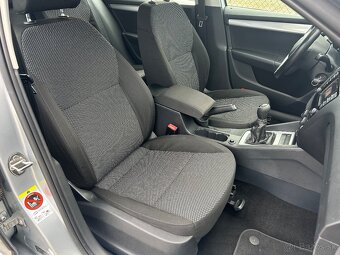ŠKODA OCTAVIA III COMBI 2.0TDI AMBITION - 8