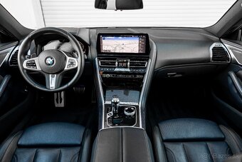 BMW Rad 8 Gran Coupé 840i xDrive - 8