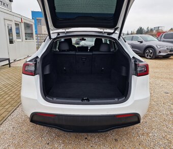 TESLA MODEL Y DUAL MOTOR LONG RANGE AWD - 8