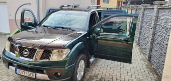 Predám Nissan navara r.v.2006 2.5l 126kw - 8
