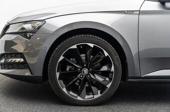 Škoda Superb Combi - 8