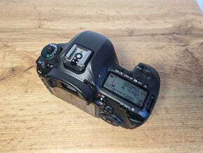 Canon 5Ds - 8
