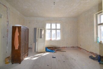 Predaj veľkého rodinného domu vo Vrútkach - 8