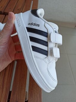 Tenisky Adidas veľ 26,5 - 8