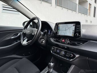 Hyundai i30 CW 2021, 1.6 CRDi Family, automat, DPH - 8