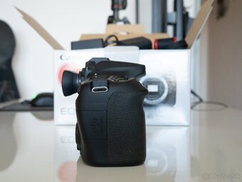 Canon EOS 70D - Iba telo - 8