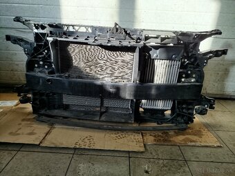 Zadný nárazník tucson NX4 400€ Kufor tucson NX4 600€ - 8