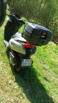 Skuter 125 Peugeot - 8