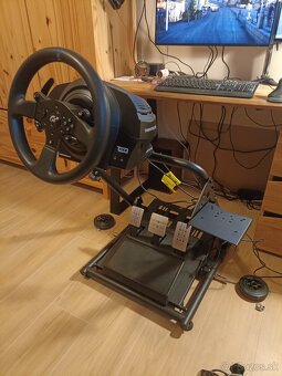 Predam Thrustmaster SIM zostavu - 8