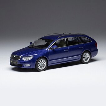 modely aut 1:43 - 8