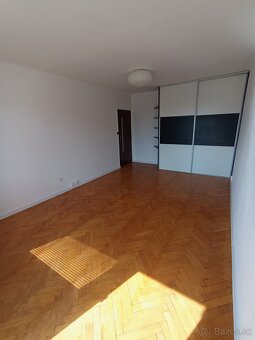 Na prenájom 2i byt s balkónom v Leviciach - 8