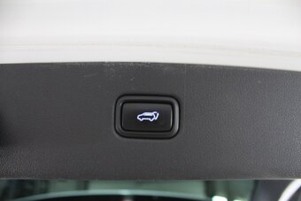 Hyundai Tucson 2.0 CRDi Premium A/T 4x4 - 8