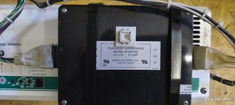 Trace Engineering DR1524E – priemyselný 1500 W inverto-nabíj - 8