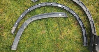 Toyota Rav4, C-HR, Mercedes GLB, GLA - lem kryt blatnika - 8