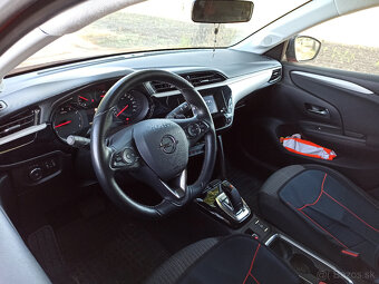 Opel Corsa F automat - 8