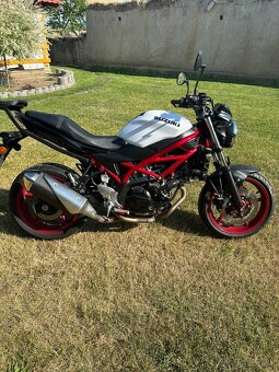 Suzuki SV 650 - 8
