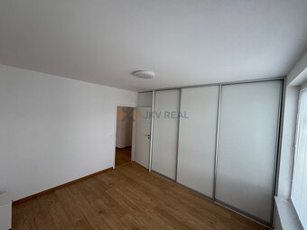 Prenájom 3-izbového bytu s loggiou v Trnave – Prúdy - 8