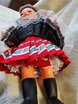 retro bábiky v kroji top stav výška 33 a 40 cm - 8