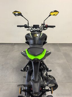 QJ Motor SRK 125S - 8