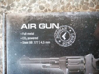 Vzduchový revolver CO2 - 8