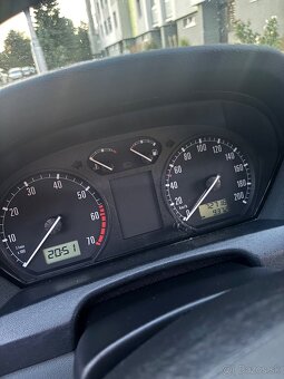Škoda FABIA 1.4 MPI - 8