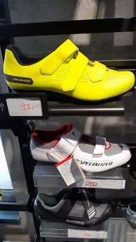 TRETRY SPECIALIZED veľ. 8. - 8