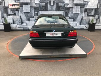 BMW Řada 7 740i, 2.MAJITEL, BEZ KOROZE - 8