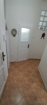 Prenájom 1.5 izbovy byt Malá Praha 2 - 8