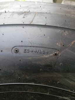 CATERPILLAR,KOMATSU,NEW HOLLAND a INE - 8