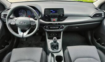 Hyundai i30 CW 1.4i Family - 8