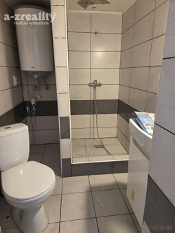 Výhodná ponukaNa predaj rodinný dom v centre mesta Koláro - 8