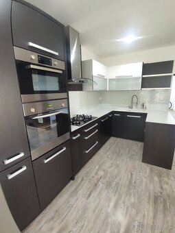 4 - izbový rodinný dom, veľký pozemok 583 m², garáž, Rajka - 8