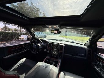 2016 DODGE RAM REBEL 5.7L V8 4x4 - 8