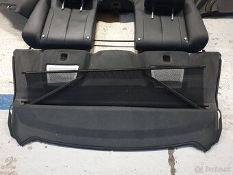 Interier M6 black - 8