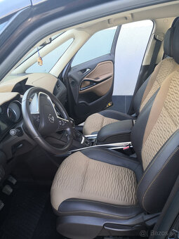 Opel Zafira Tourer - 8