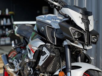 Yamaha MT 10 - 8