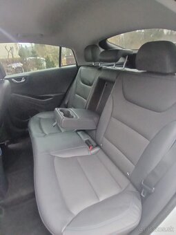 Hyundai Ioniq – First Edition (2016) – plná výbava - 8