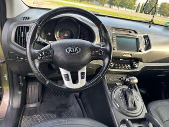 KIA SPORTAGE 2,0 CRDI 4WD - 8