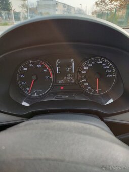 Seat Leon Hatchback - 8