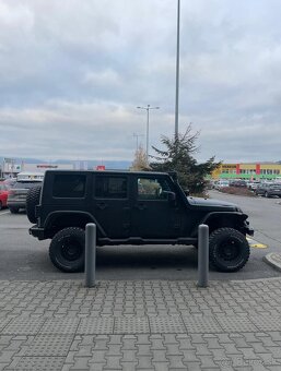 Jeep Wrangler Rubicon - 8