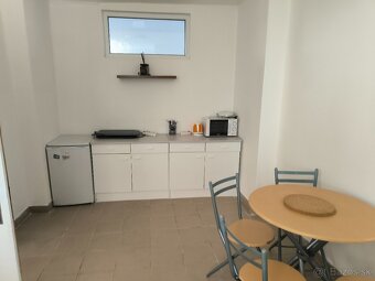 Prenajmem 1 izbový apartmán - 8