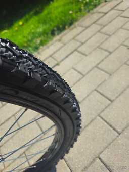 CTM 24" Berry 2.0 juniorský horský bicykel Stav: ÚPLNE NOVÝ - 8