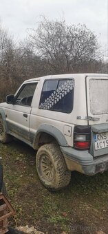 Mitsubishi Pajero - 8